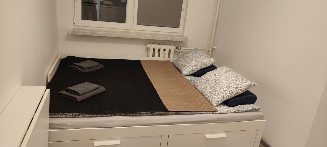 Top Apartamenty Centrum - Metro Rondo Onz Варшава Екстериор снимка