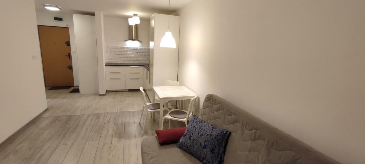 Top Apartamenty Centrum - Metro Rondo Onz Варшава Екстериор снимка