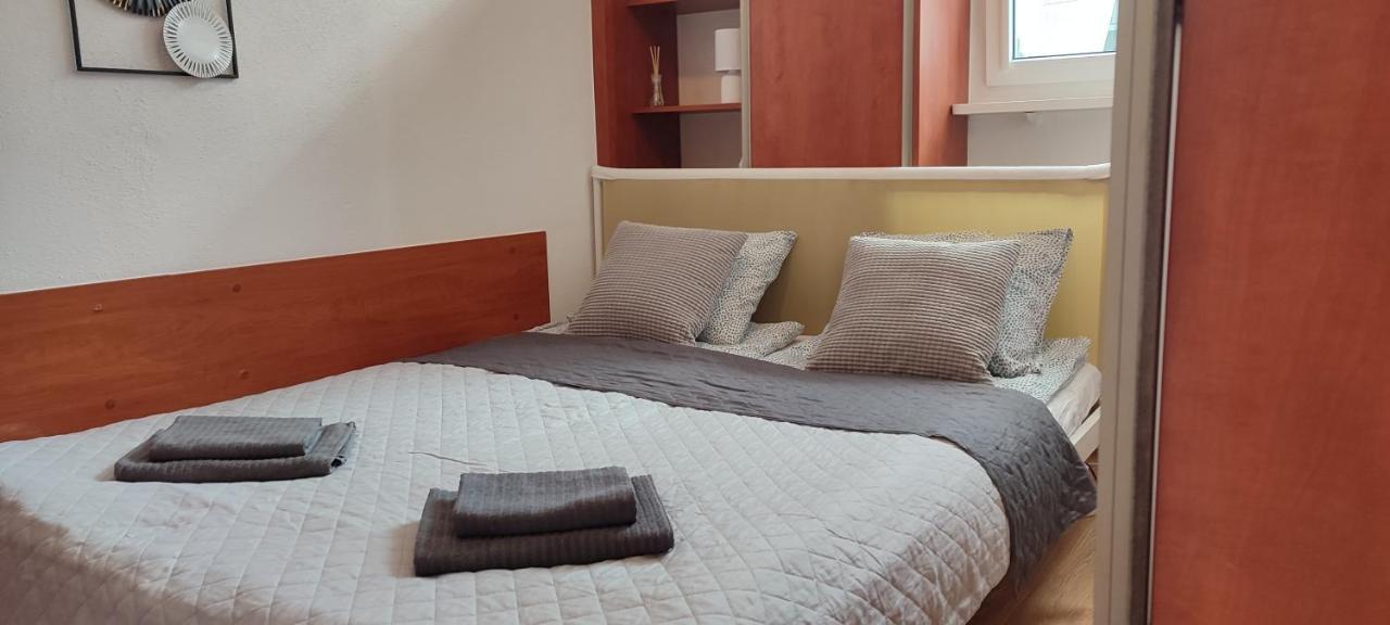 Top Apartamenty Centrum - Metro Rondo Onz Варшава Екстериор снимка