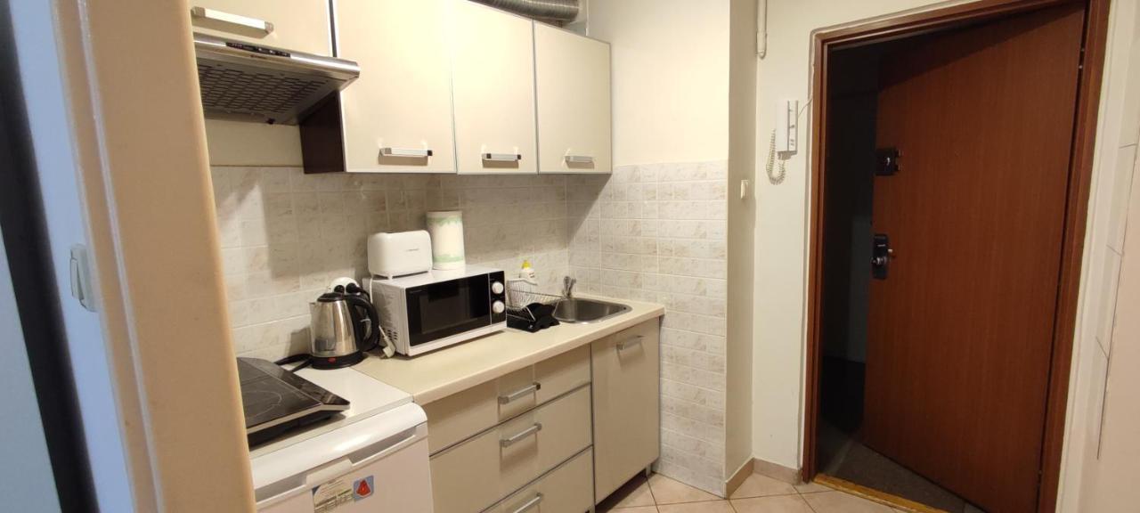 Top Apartamenty Centrum - Metro Rondo Onz Варшава Екстериор снимка