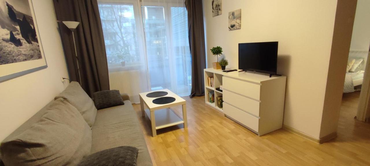 Top Apartamenty Centrum - Metro Rondo Onz Варшава Екстериор снимка