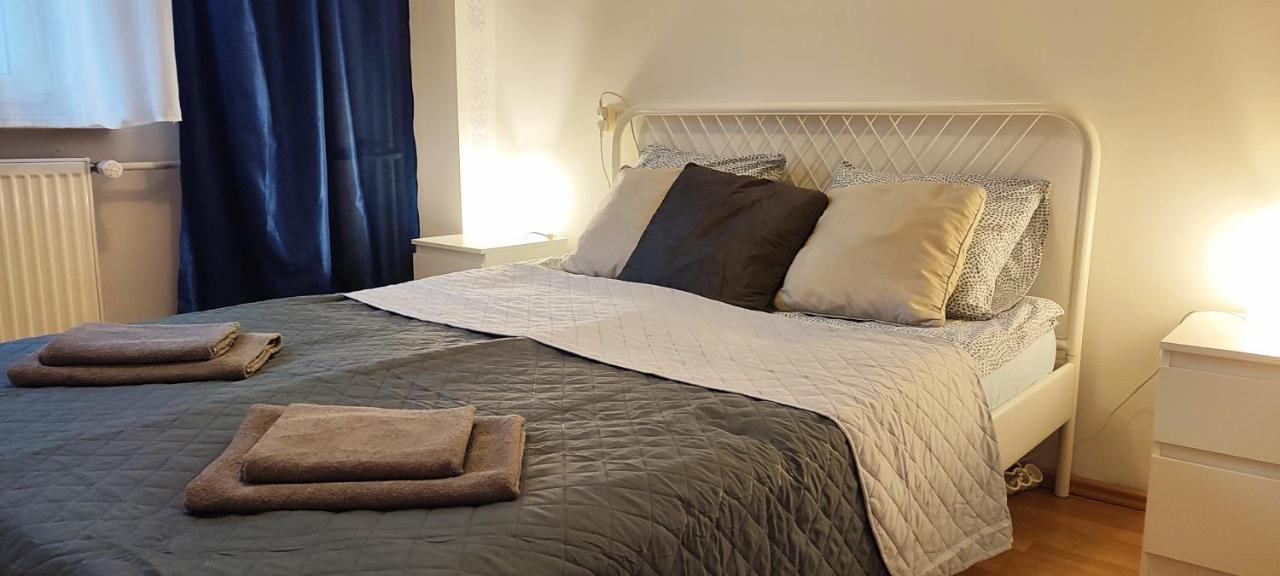 Top Apartamenty Centrum - Metro Rondo Onz Варшава Екстериор снимка